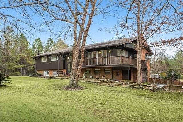 18.1 Acres of Land with Home for Sale in Bogalusa, Louisiana