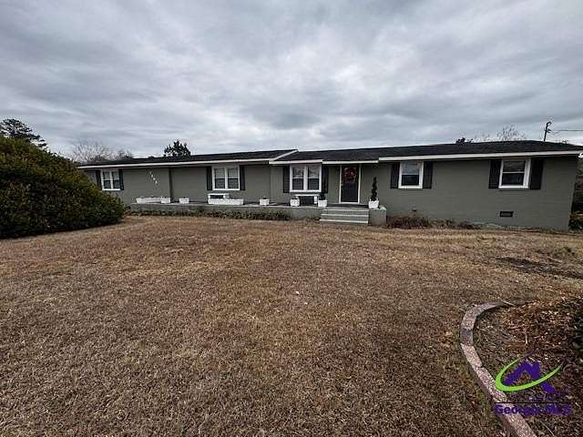 16.9 Acres of Land with Home for Sale in Macon, Georgia