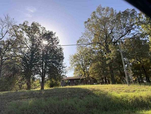 4 Acres of Residential Land with Home for Auction in Pocahontas, Arkansas