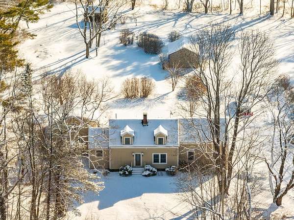 2 Acres of Residential Land with Home for Sale in Camden, Maine