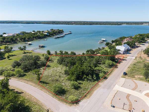 1.28 Acres of Residential Land for Sale in Brownwood, Texas