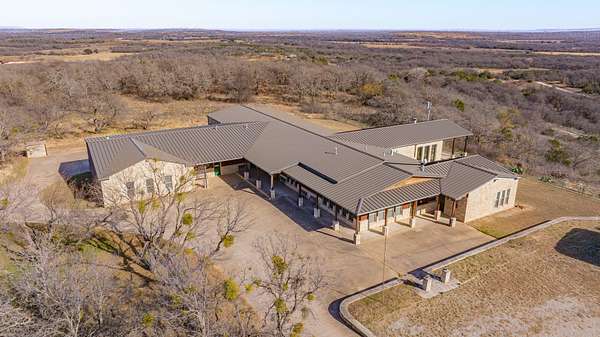 34 Acres of Land with Home for Sale in Mingus, Texas