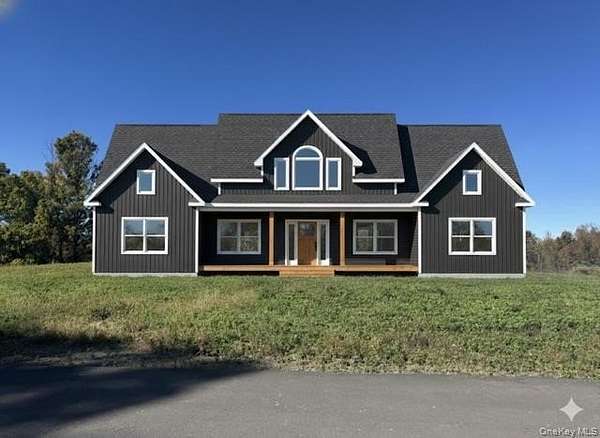 2.12 Acres of Residential Land with Home for Sale in Montgomery, New York