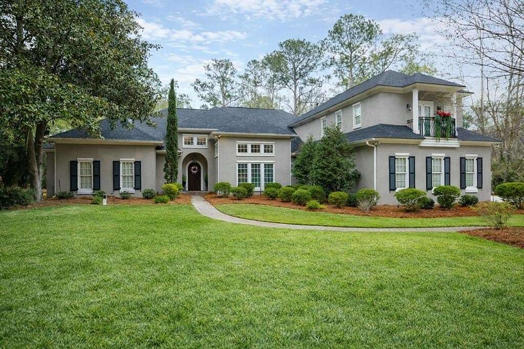 1.6 Acres of Land with Home for Sale in Valdosta, Georgia