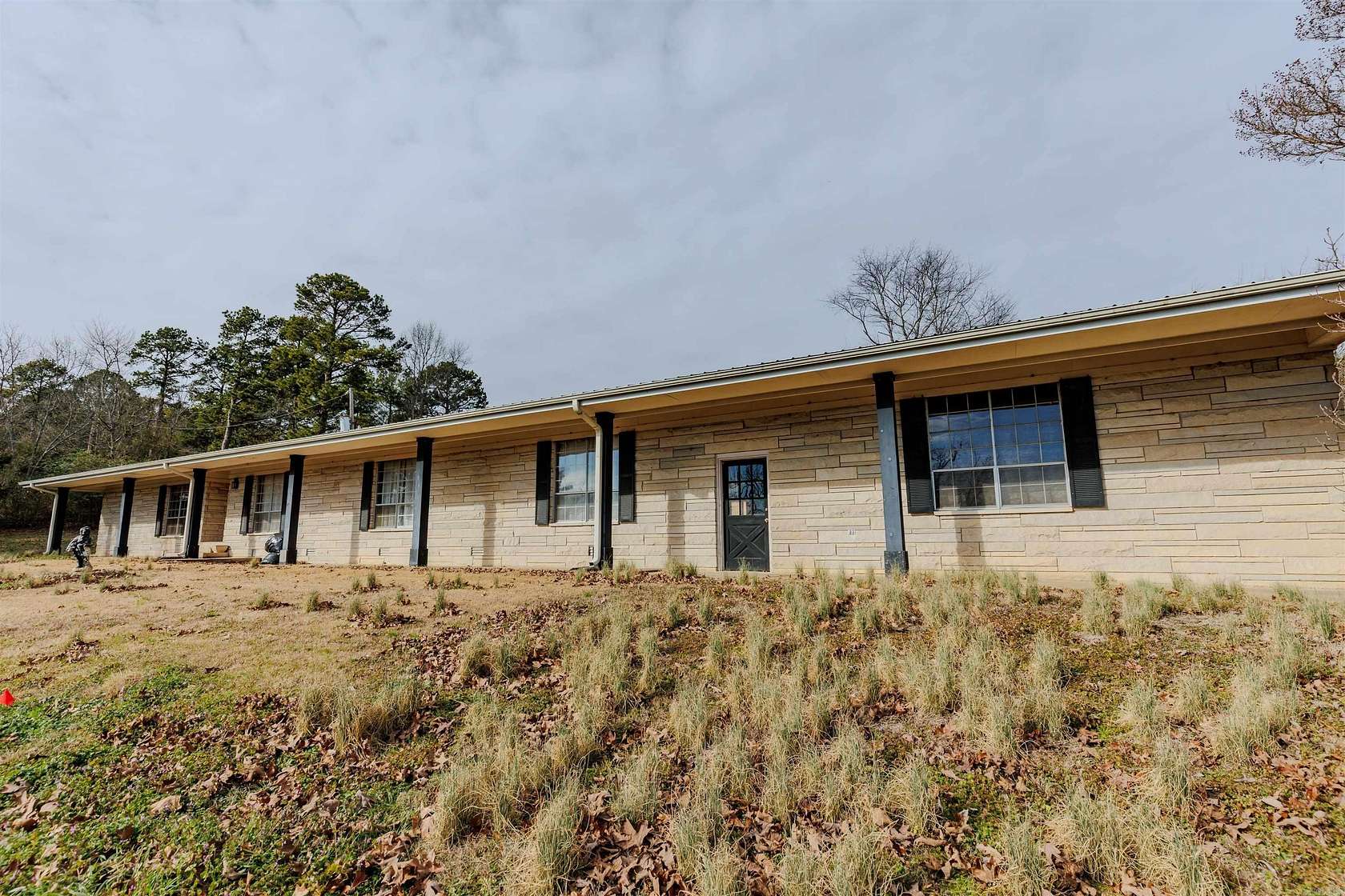 8.59 Acres of Land with Home for Sale in Morrilton, Arkansas