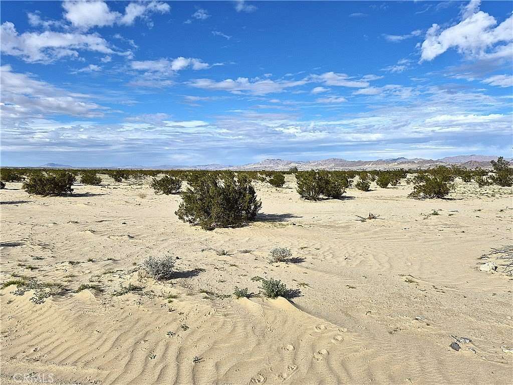 5 Acres of Residential Land for Sale in Twentynine Palms, California