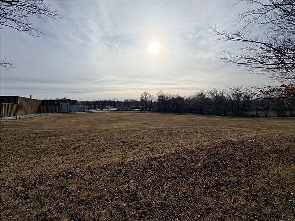 7.63 Acres of Land for Sale in Decatur, Arkansas