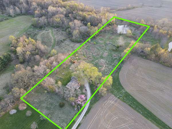 4 Acres of Land with Home for Sale in Clinton, Indiana