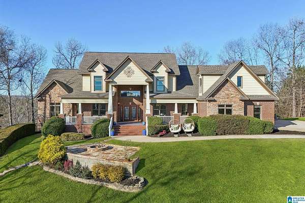 3 Acres of Residential Land with Home for Sale in Chelsea, Alabama