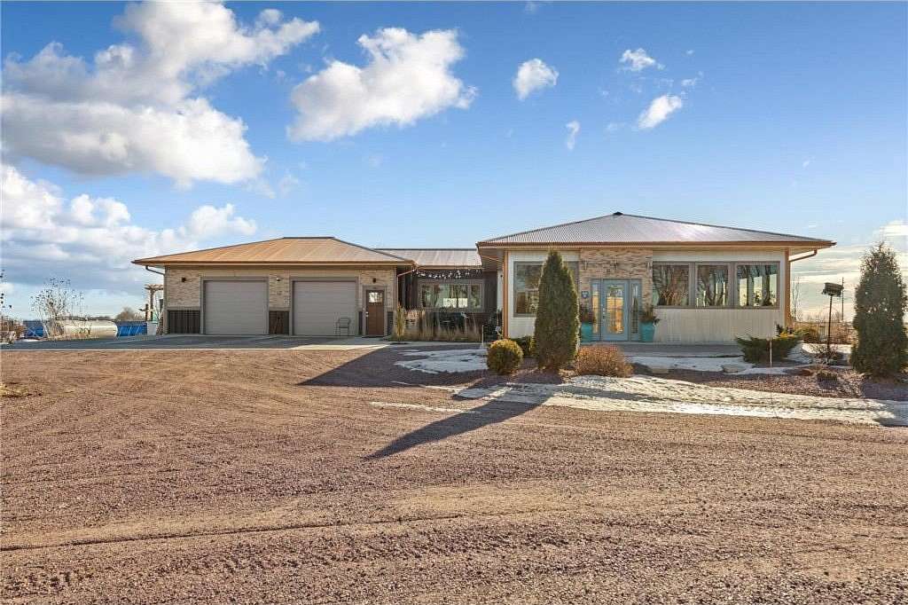 4.47 Acres of Residential Land with Home for Sale in Graham Lakes Township, Minnesota