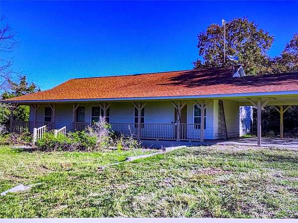 12 Acres of Land with Home for Lease in Cedar Creek, Texas