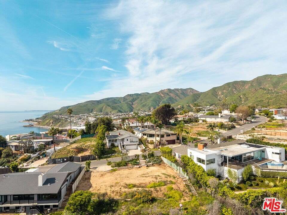 0.24 Acres of Land for Sale in Pacific Palisades, California