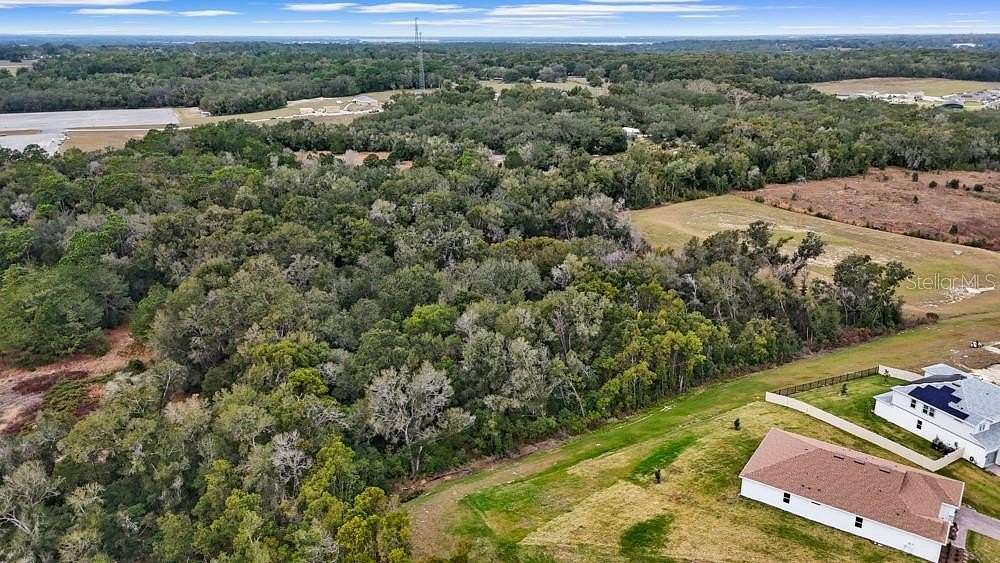 5 Acres of Residential Land for Sale in Mount Dora, Florida