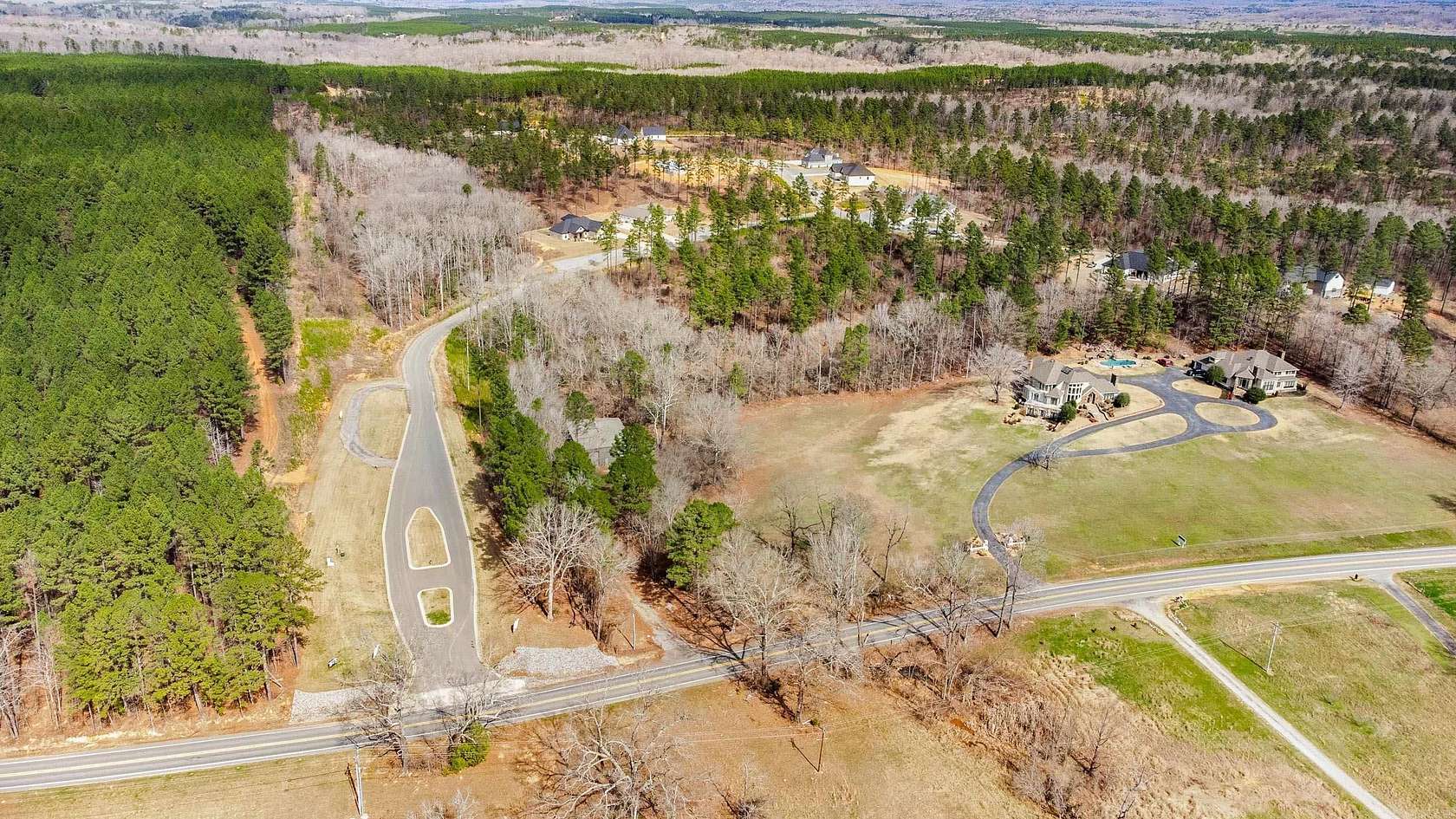 2 Acres of Residential Land for Sale in Benton, Arkansas