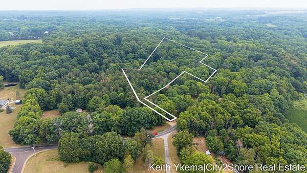 7.35 Acres of Residential Land for Sale in Allegan, Michigan