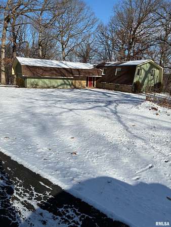 10 Acres of Residential Land with Home for Sale in Dunlap, Illinois