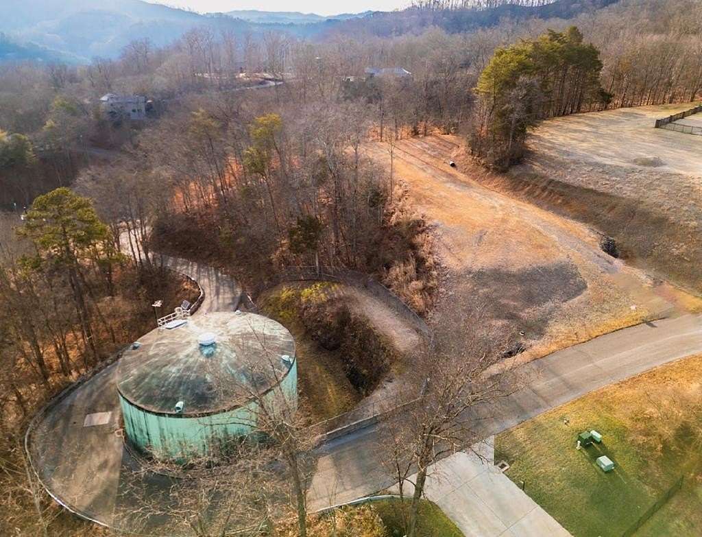 3 Acres of Residential Land for Sale in Pikeville, Kentucky