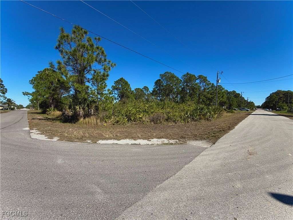 0.25 Acres of Residential Land for Sale in Lehigh Acres, Florida