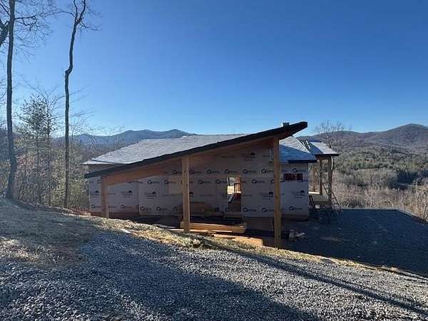 3 Acres of Land with Home for Sale in Epworth, Georgia
