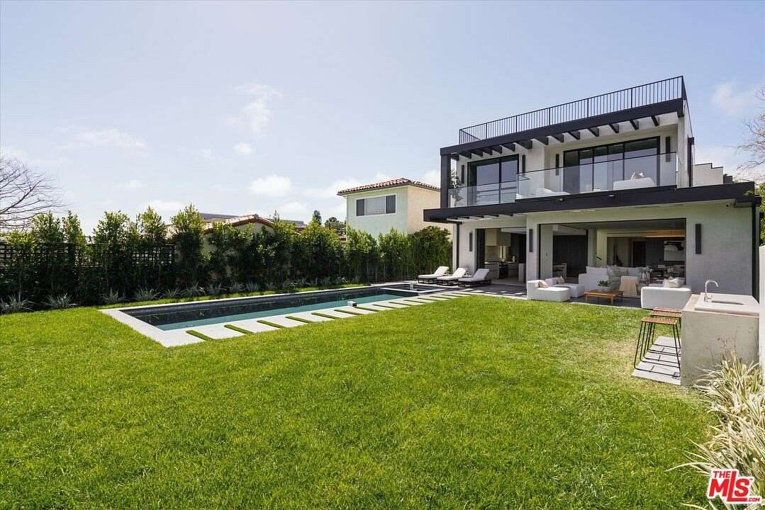 0.17 Acres of Residential Land for Sale in Pacific Palisades, California