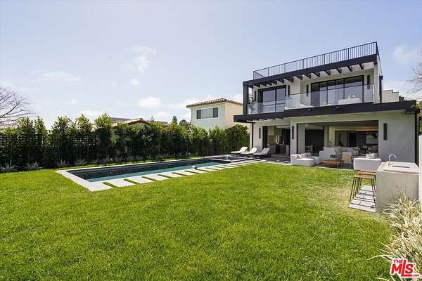 0.17 Acres of Residential Land for Sale in Pacific Palisades, California