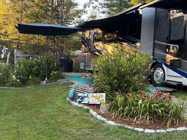 0.12 Acres of Residential Land for Sale in Warren, Maine