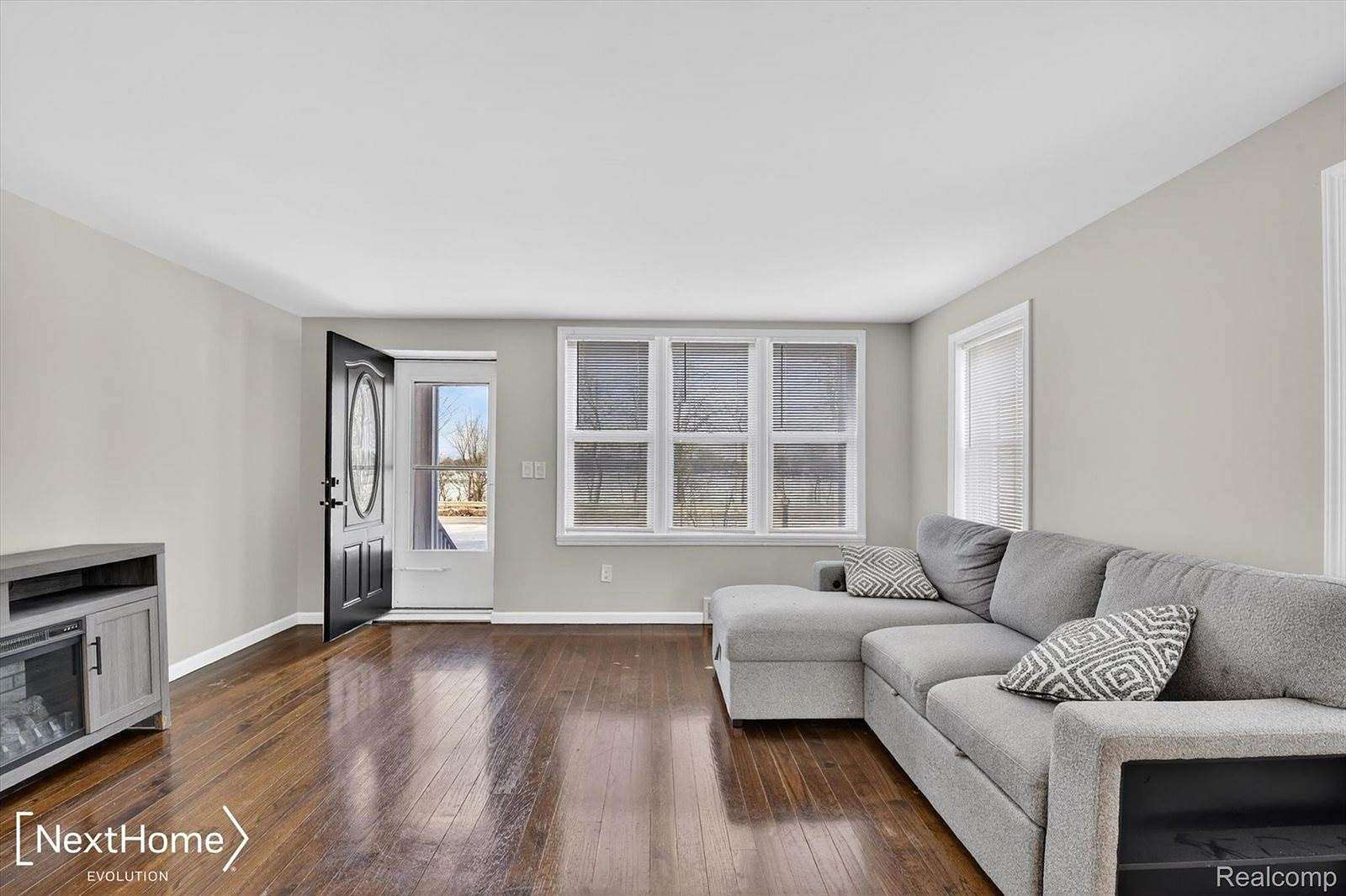 3.29 Acres of Residential Land with Home for Sale in Van Buren Charter Township, Michigan