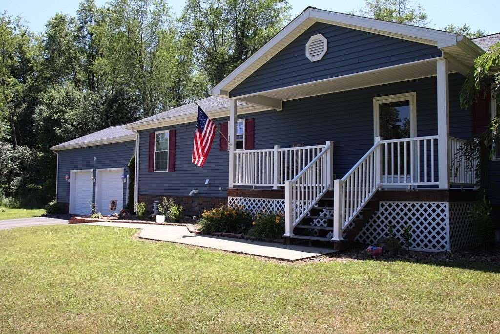 10 Acres of Recreational Land with Home for Sale in Venango, Pennsylvania