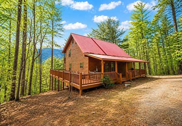 3.34 Acres of Land with Home for Sale in Blue Ridge, Georgia