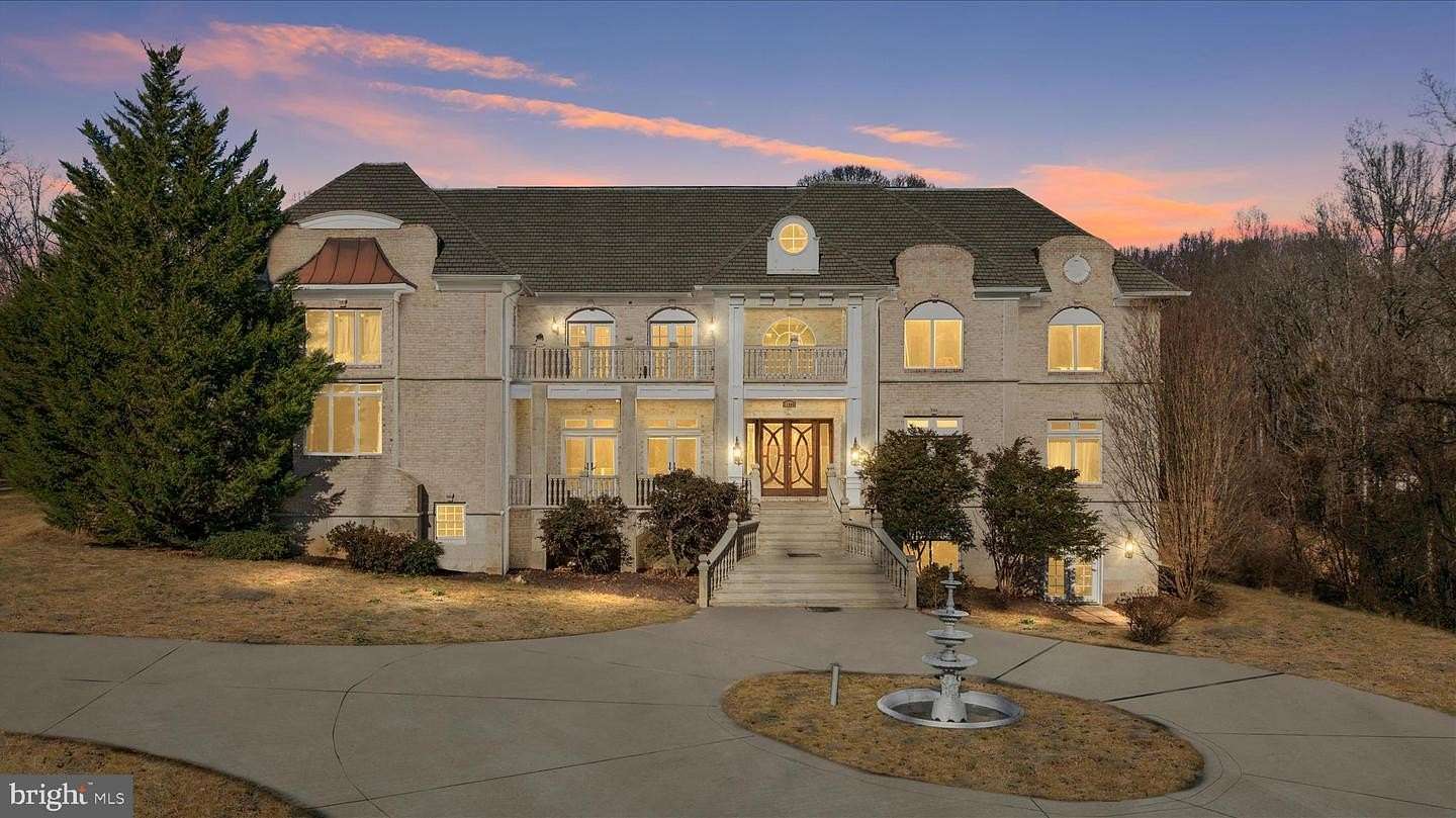 5 Acres of Residential Land with Home for Sale in Clifton, Virginia