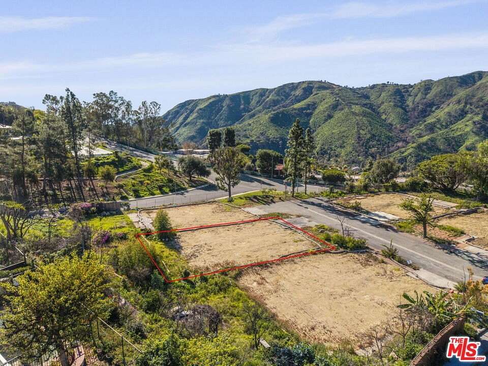 0.2 Acres of Residential Land for Sale in Pacific Palisades, California
