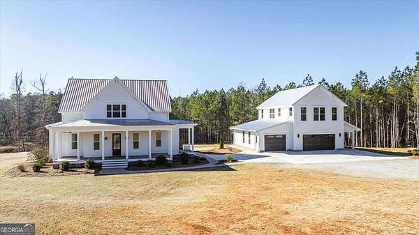 20 Acres of Land with Home for Sale in Watkinsville, Georgia