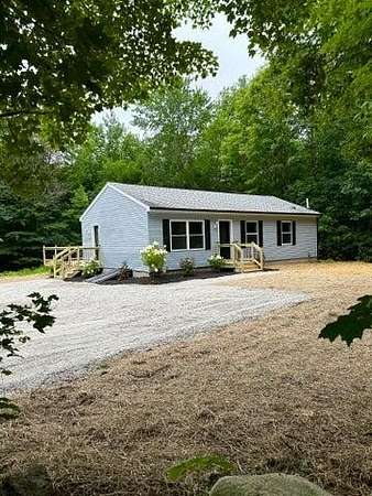 2 Acres of Residential Land with Home for Sale in Oxford, Maine