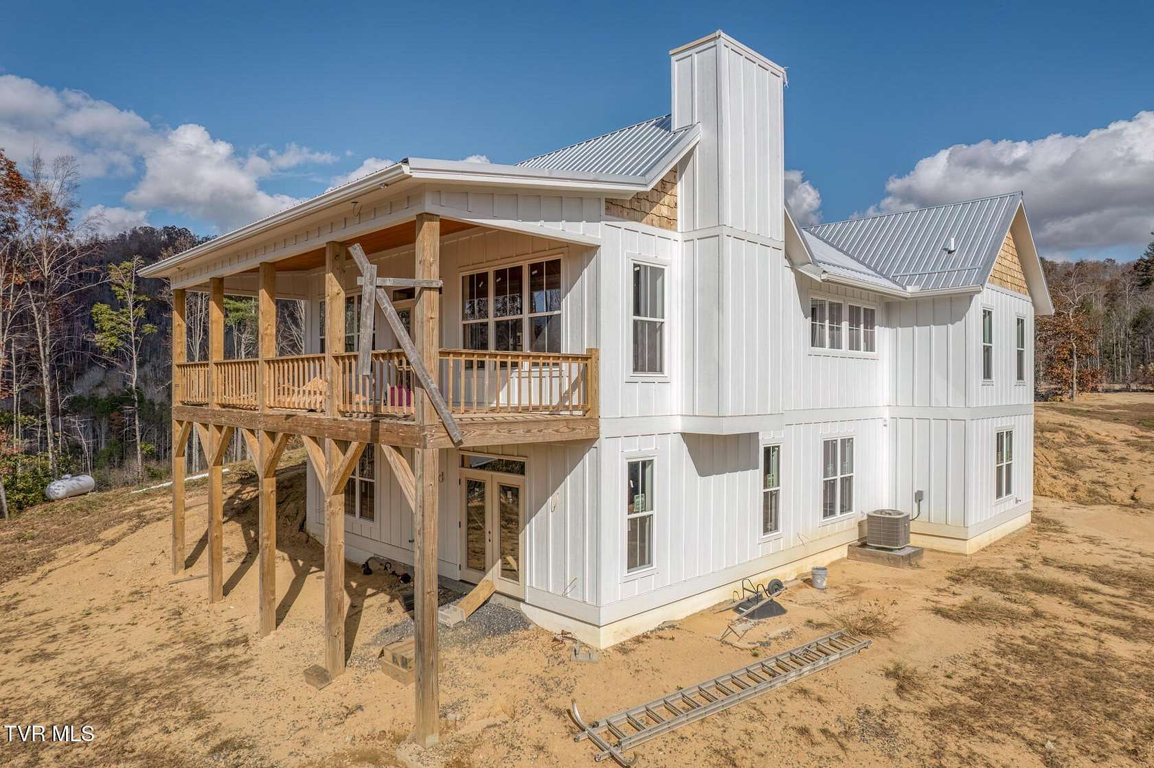 20.1 Acres of Recreational Land with Home for Sale in Roan Mountain, Tennessee