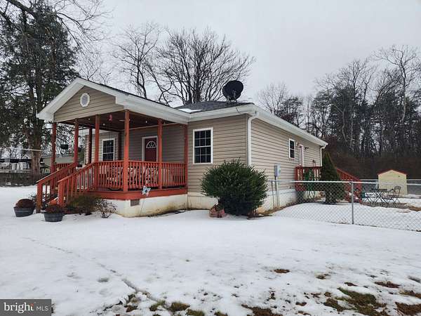 2.5 Acres of Land with Home for Sale in Gordonsville, Virginia