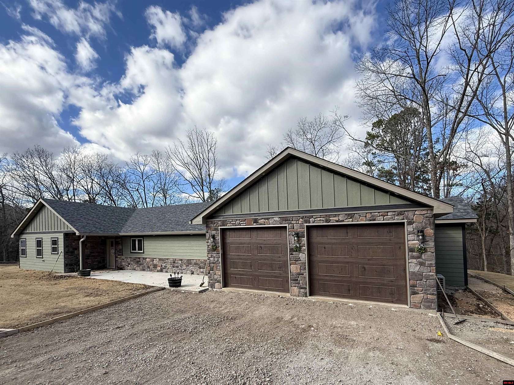 5 Acres of Residential Land with Home for Sale in Jordan, Arkansas