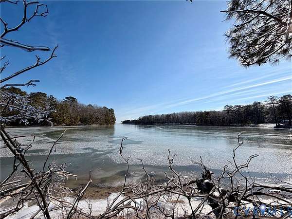 1 Acre of Residential Land for Sale in Reedville, Virginia