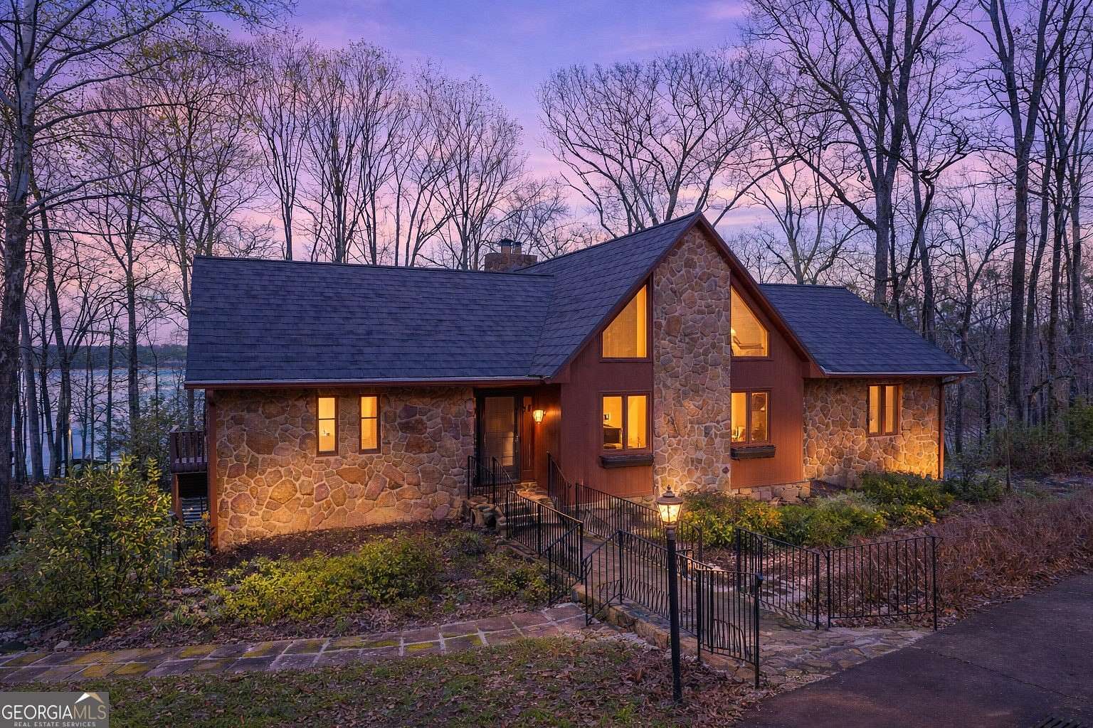 1.89 Acres of Land with Home for Sale in Hartwell, Georgia