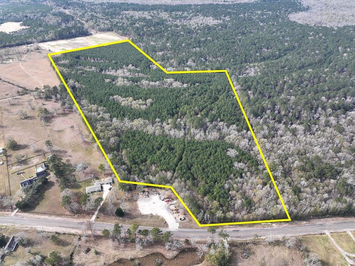56 Acres of Recreational Land for Sale in Vidor, Texas