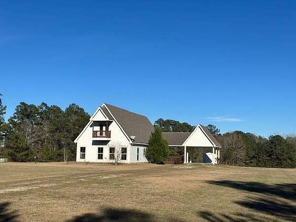 10 Acres of Residential Land with Home for Sale in Carriere, Mississippi