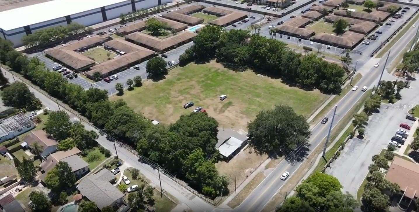 2 Acres of Improved Residential Land for Sale in Orlando, Florida