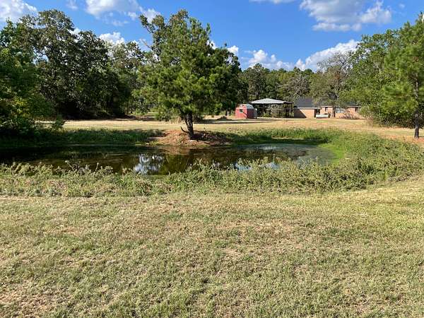 2.65 Acres of Residential Land with Home for Lease in Groveton, Texas