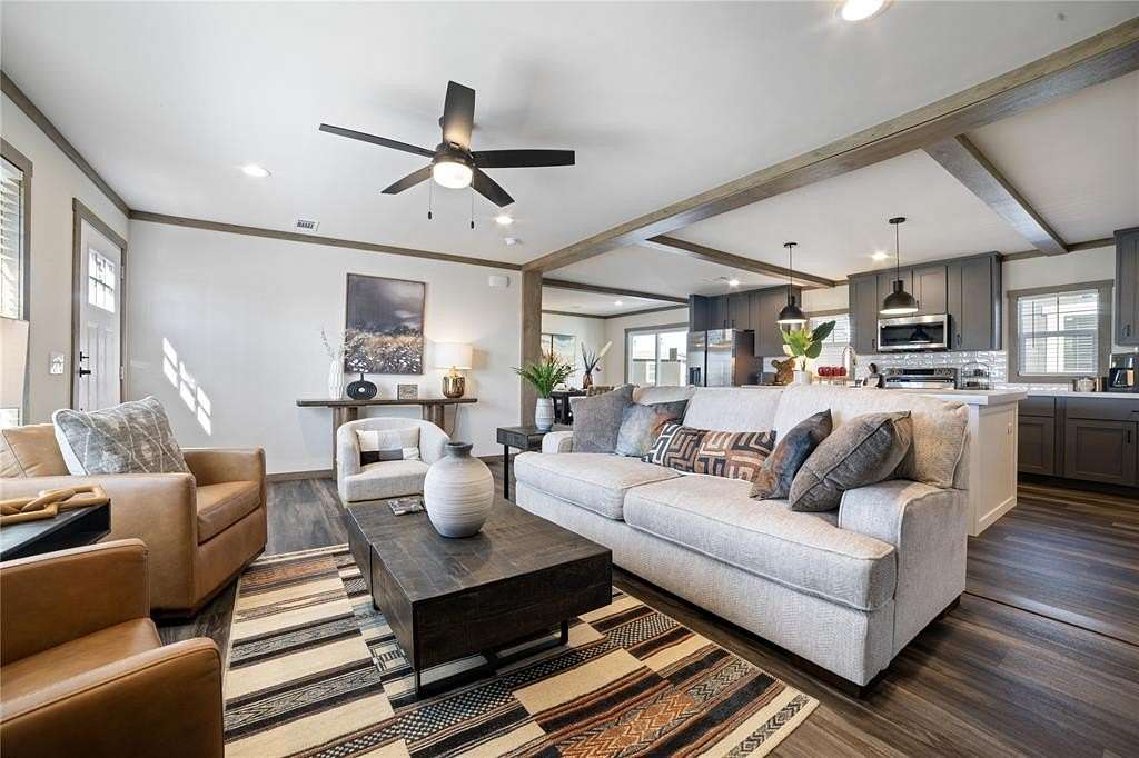 4.19 Acres of Residential Land with Home for Sale in Sunset, Texas