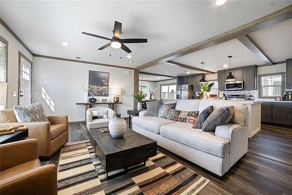 4.19 Acres of Residential Land with Home for Sale in Sunset, Texas