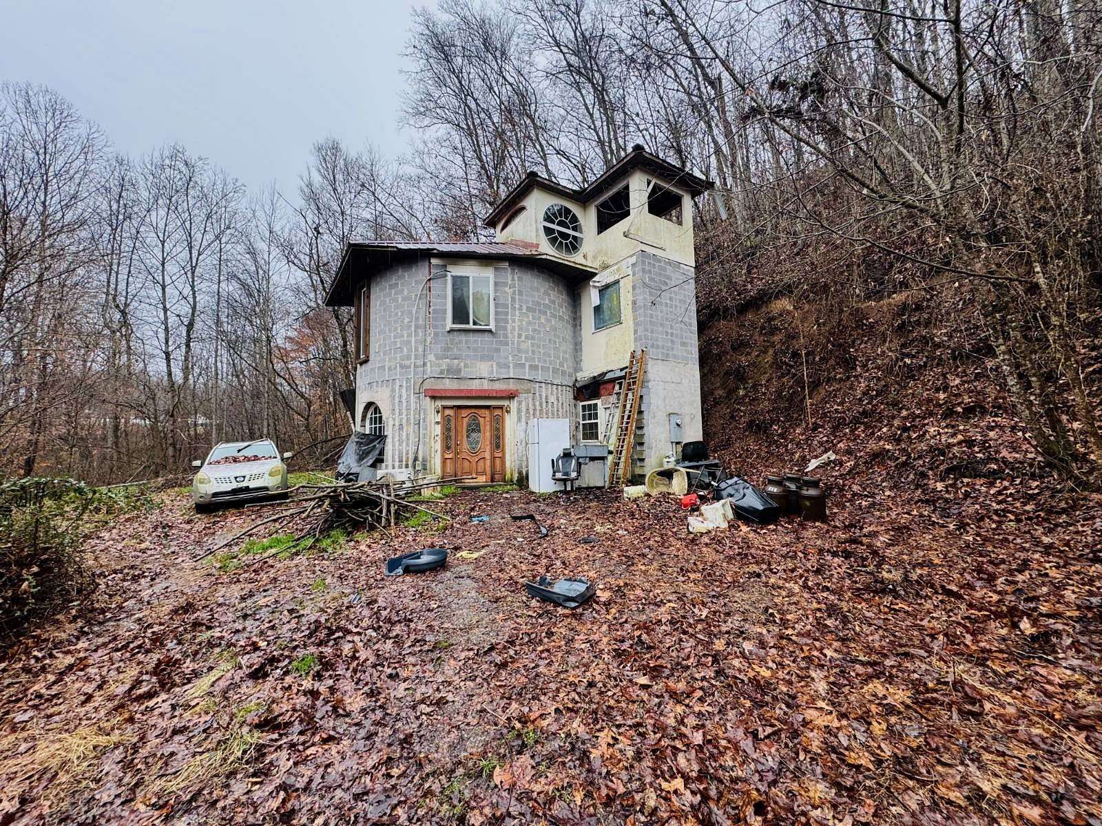 5.56 Acres of Land with Home for Sale in Greeneville, Tennessee