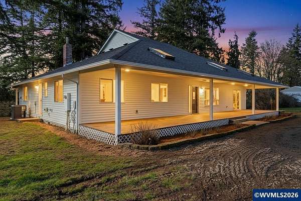 7.9 Acres of Residential Land with Home for Sale in Woodburn, Oregon