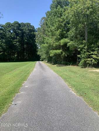 1 Acre of Residential Land for Sale in Whiteville, North Carolina