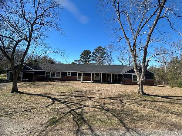 5 Acres of Residential Land with Home for Sale in Eufaula, Alabama