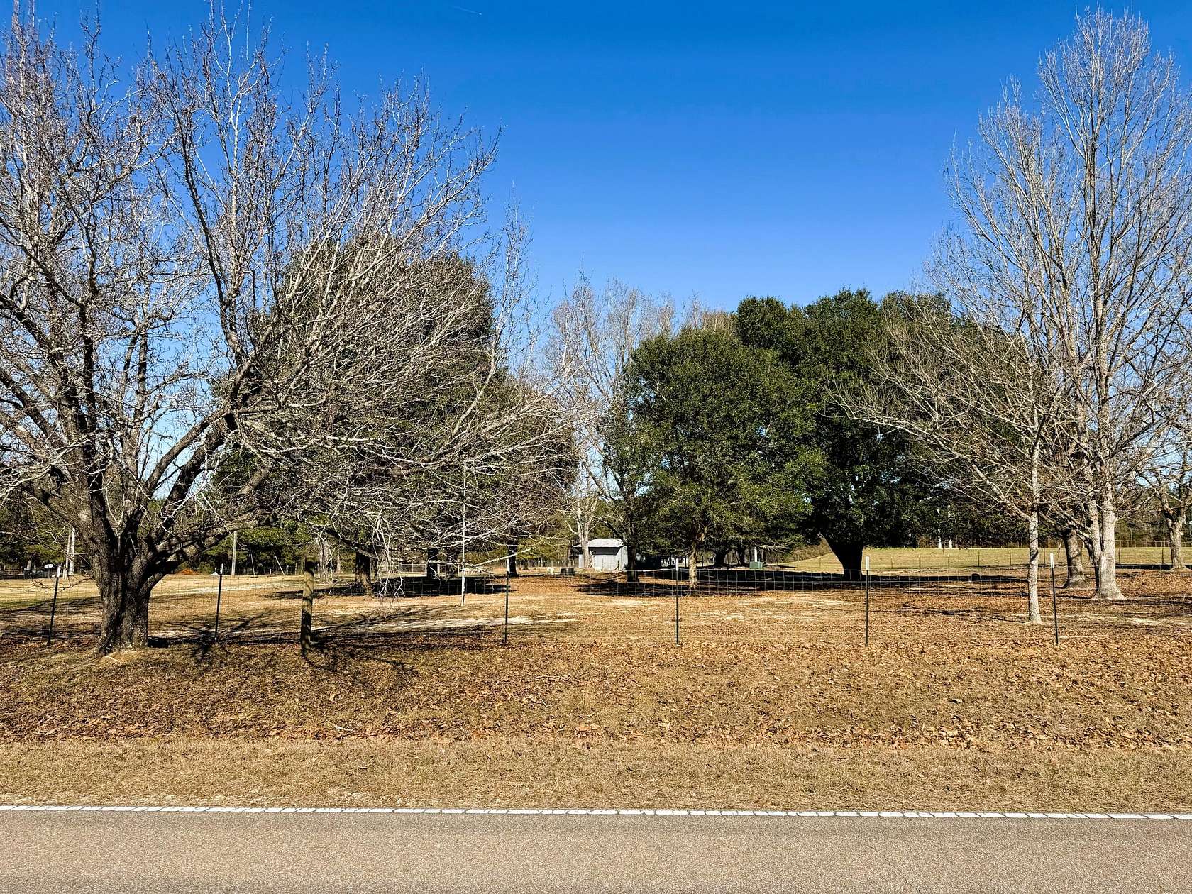6 Acres of Residential Land for Sale in Lumberton, Mississippi