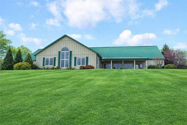 Improved Commercial Land for Lease in Geneva, New York
